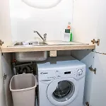 Apartma Zusterna アパート コペル